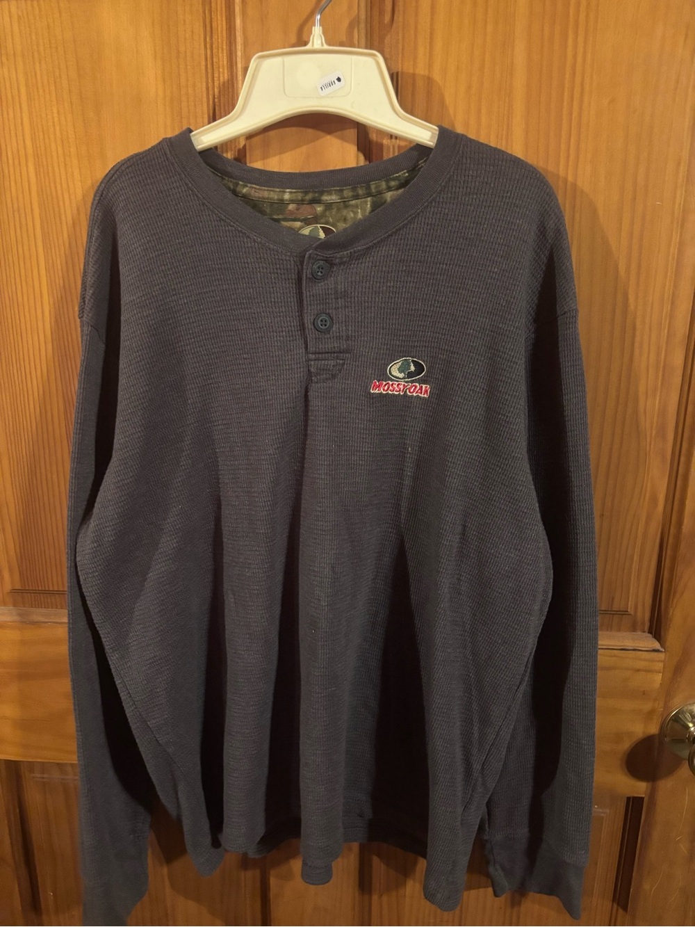 Mossy Oak Men’s Long-Sleeve Waffle Henley - Charcoal